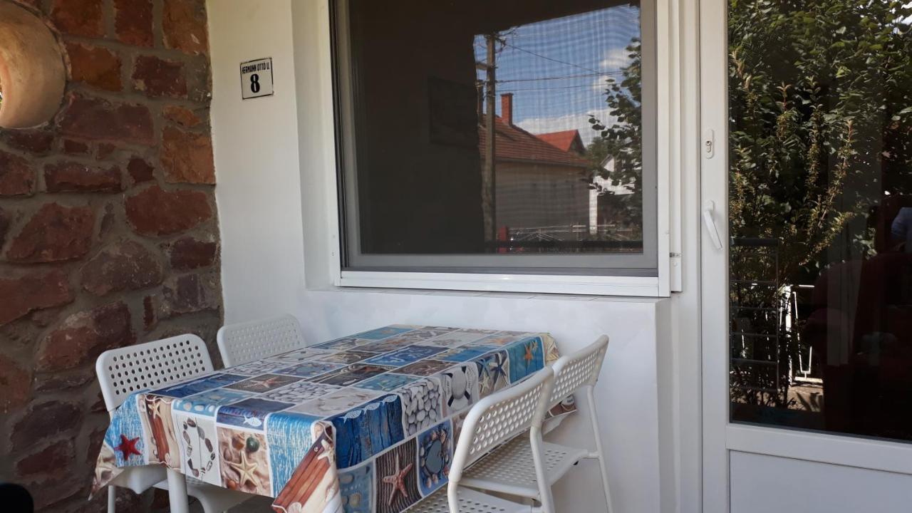 Clara Apartman Keszthely Esterno foto