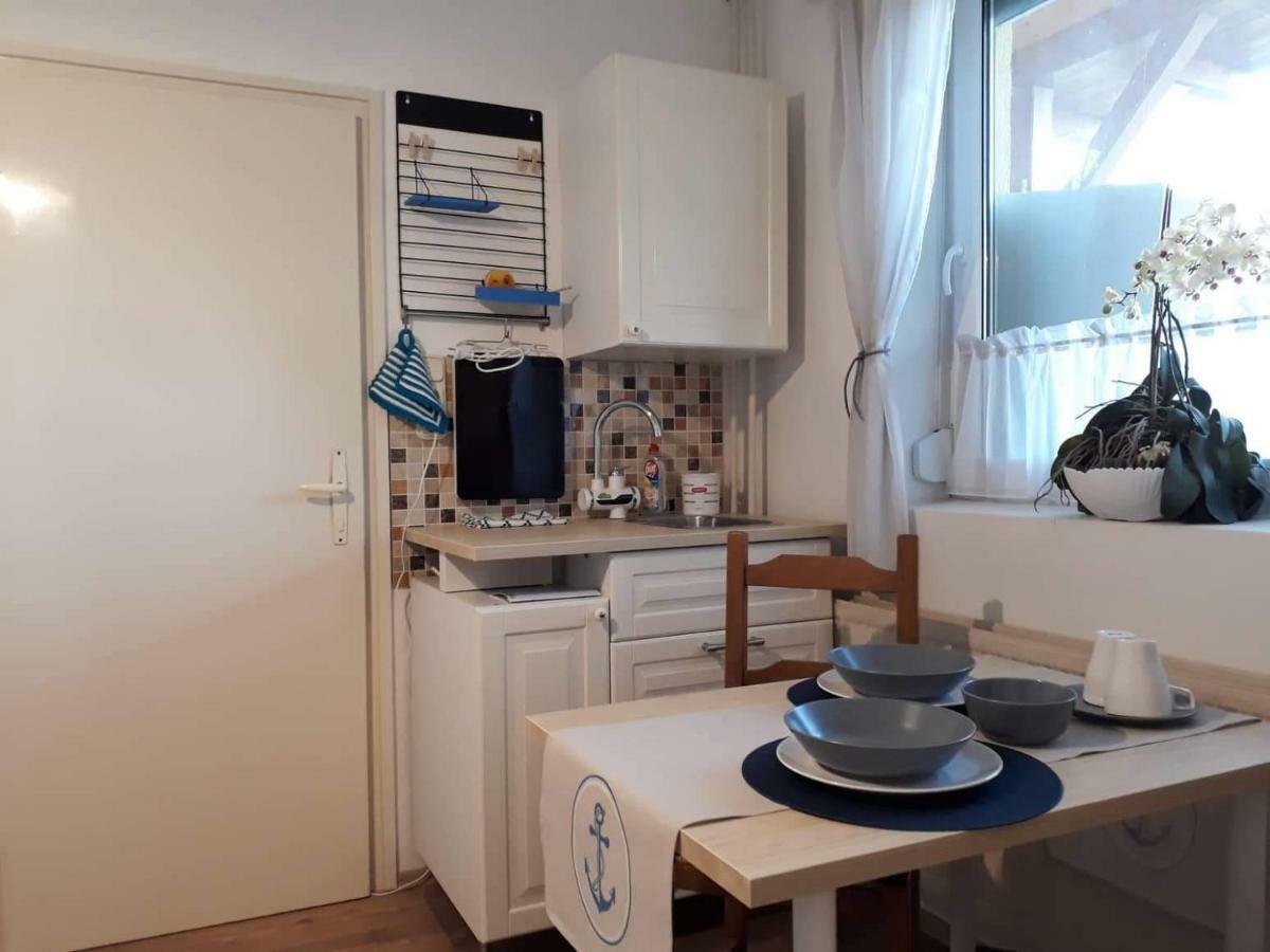 Clara Apartman Keszthely Esterno foto